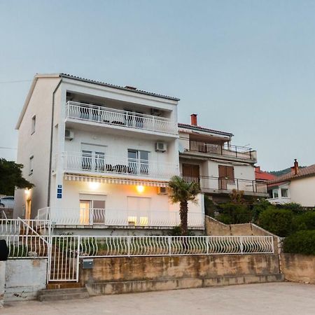 Apartmani Kristijan Crikvenica Ngoại thất bức ảnh