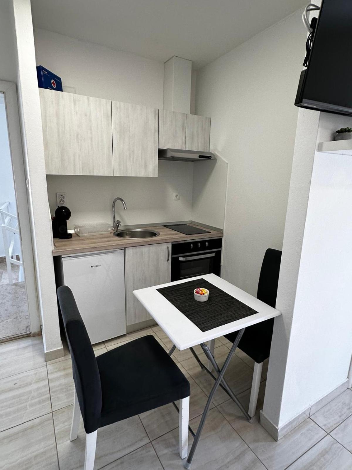Apartmani Kristijan Crikvenica Ngoại thất bức ảnh