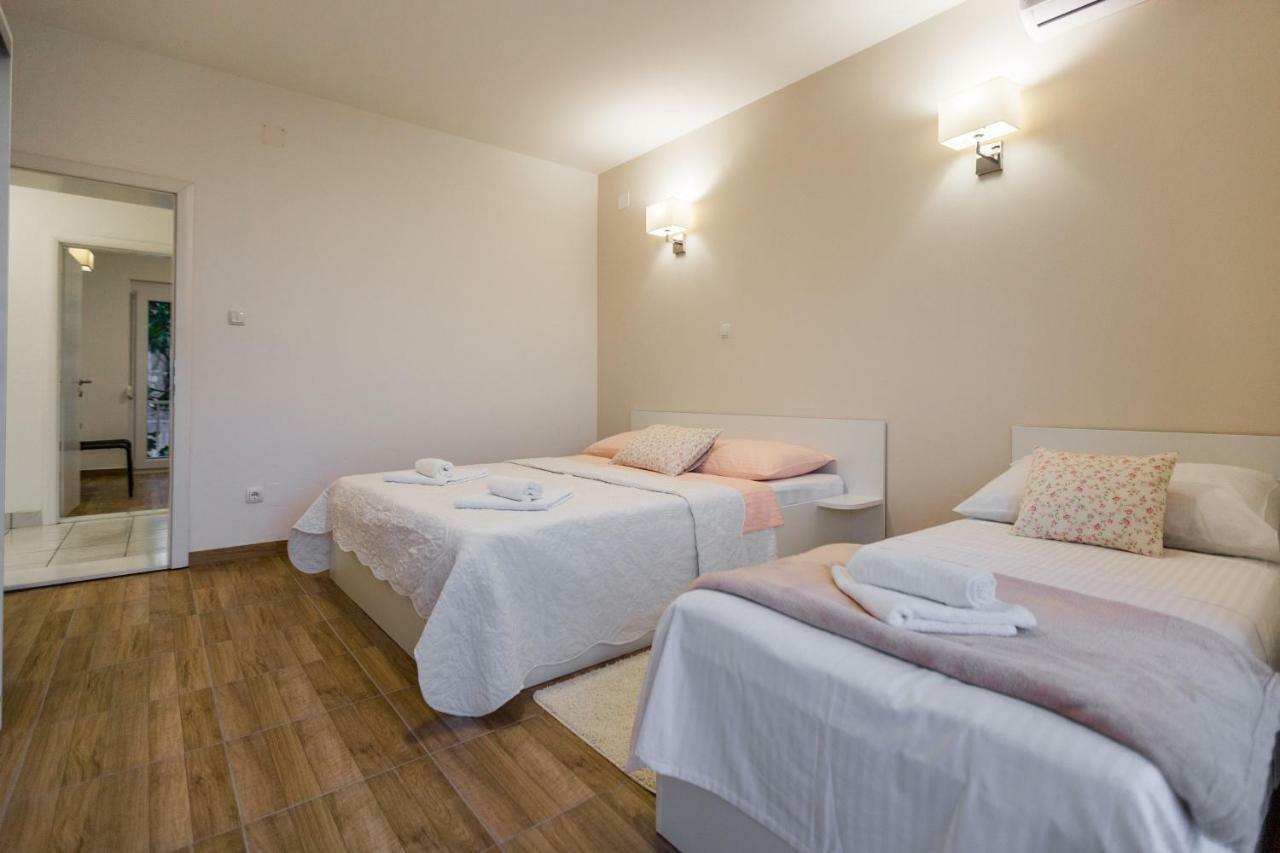 Apartmani Kristijan Crikvenica Ngoại thất bức ảnh