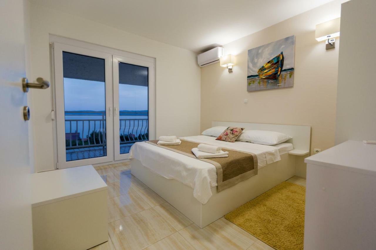 Apartmani Kristijan Crikvenica Ngoại thất bức ảnh